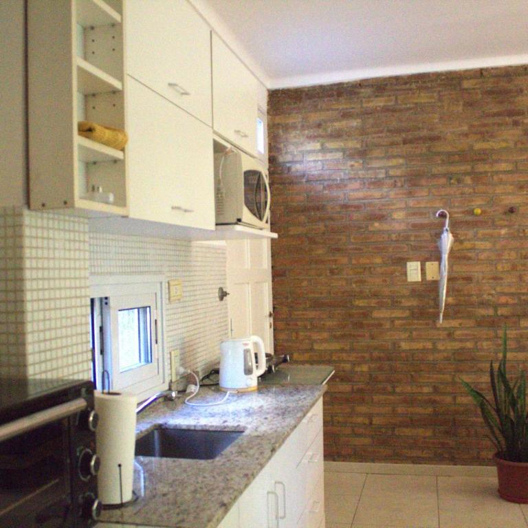 A bright, centrally located apartment - Two-Bedroom Apartment - 2