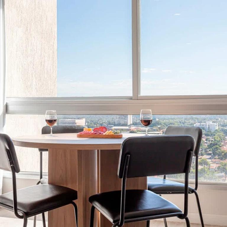 Sky Stays at Asuncion Cozy & Bright 1 BDRM - Apartamento - 2