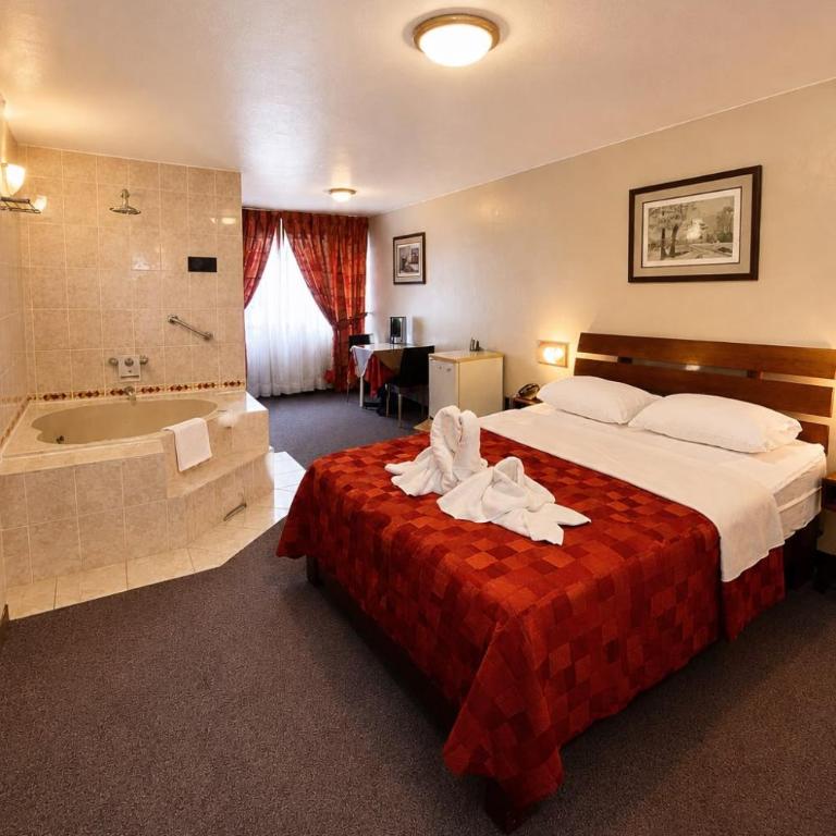 Los Mirtos suite & Hotel - Queen Suite - 5