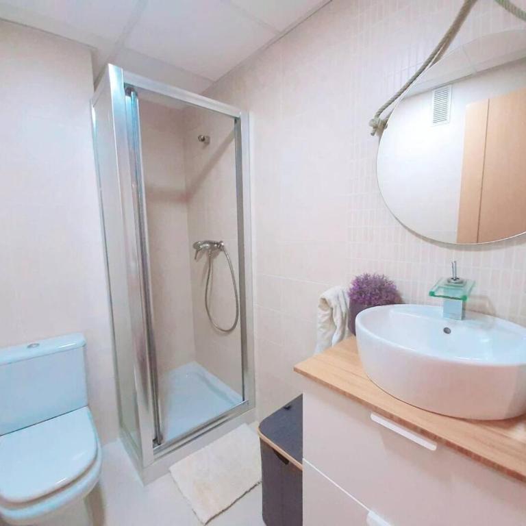 Bright Apartment with 2 Bathrooms, Central Malaga - Apartamento de 2 dormitorios - 2