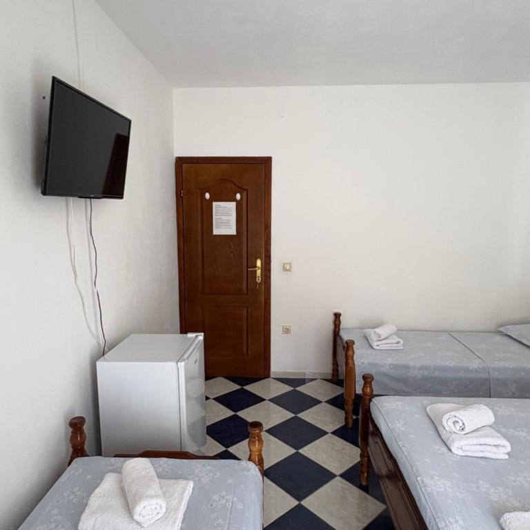 Zlatičanin Apartmani - Porodični Studio - 7