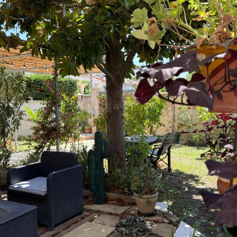 Superbe T2 au rez-de-chaussée avec jardin - Haus mit 1 Schlafzimmer - 7