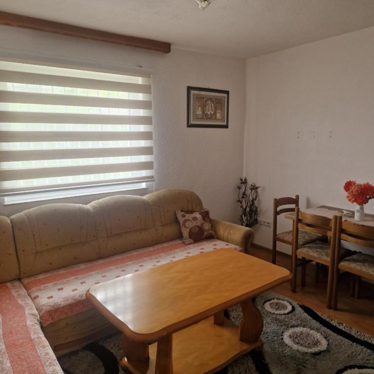 Stan na dan - Apartman sa 2 Spavaće Sobe - 4
