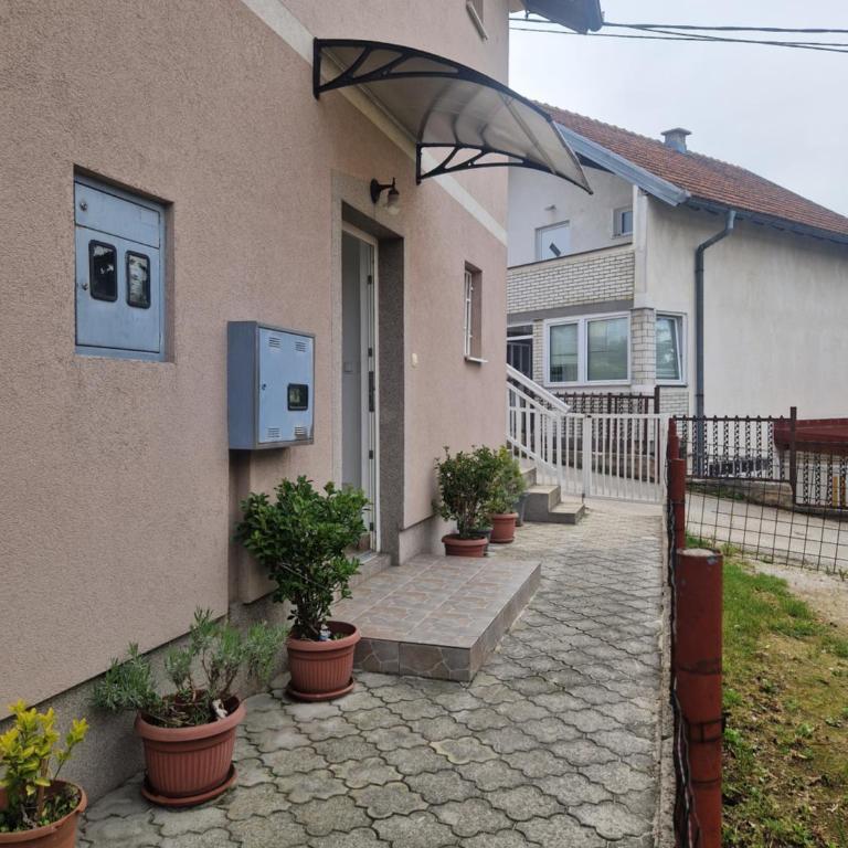 Stan na dan - Apartman sa 2 Spavaće Sobe - 6