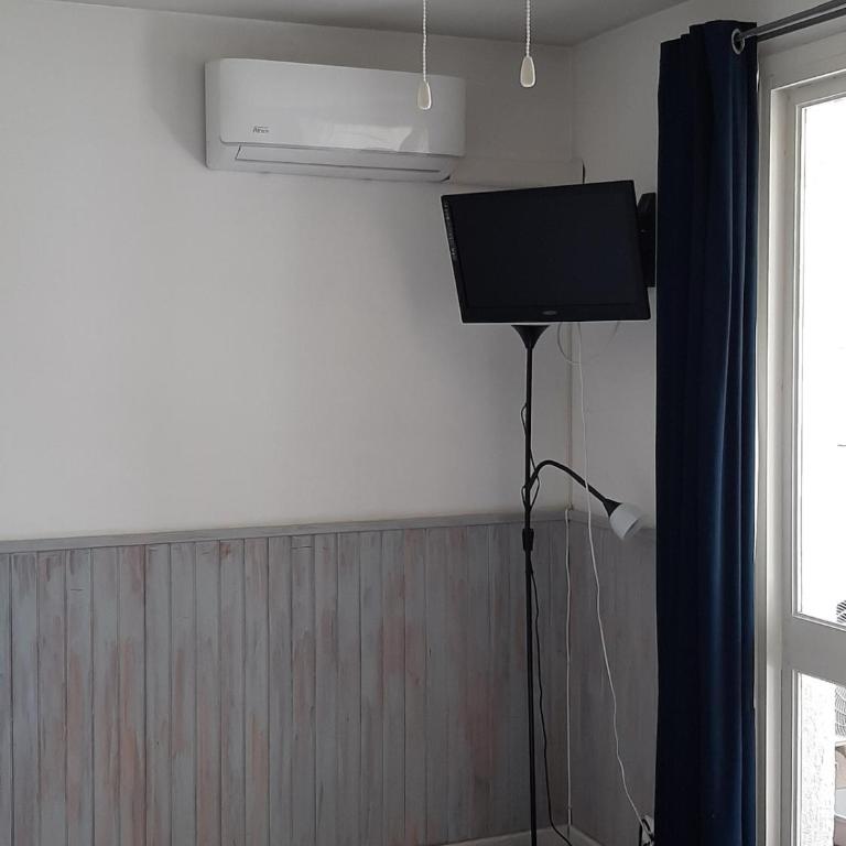 CEL'STUDIO-Parking privé-Clim réversible -Balcon-Lave-linge-Lit - POINT ZERO - Studio avec Balcon - 22