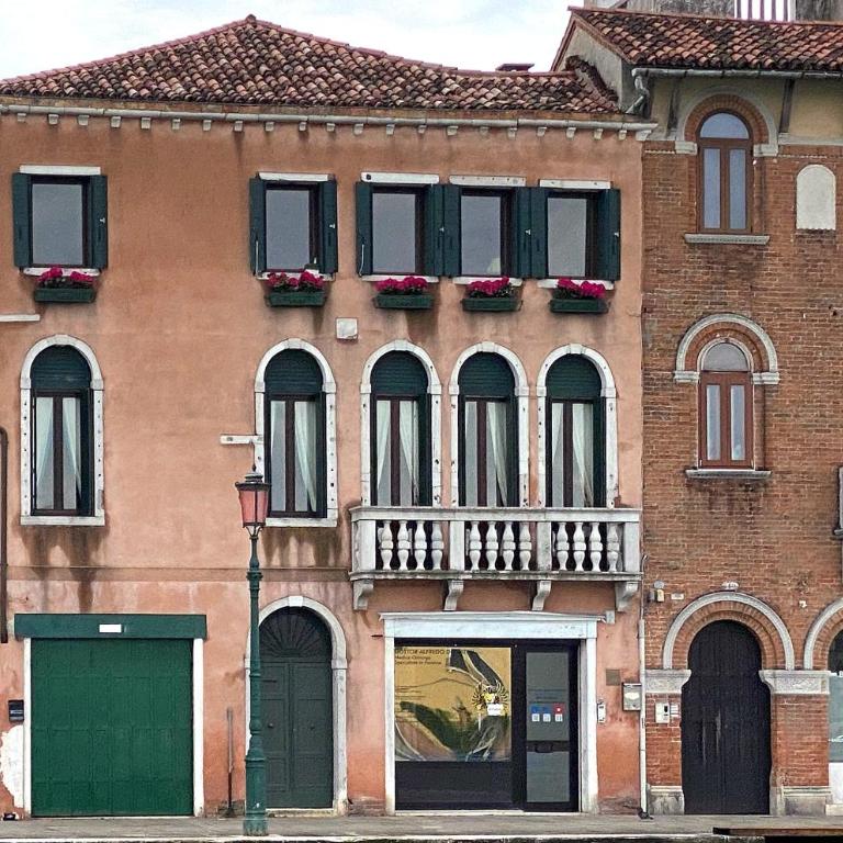 REDENTORE~WaterFront - Appartement 2 Chambres - Vue sur Mer - 12