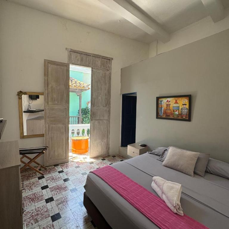 Casa 1811 - Double Room with Balcony - 11
