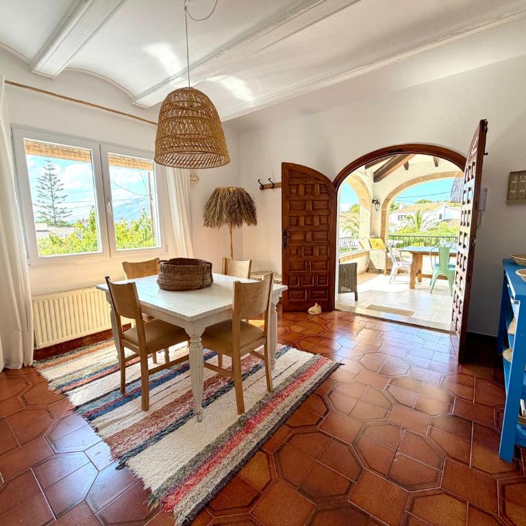 Bohemian villa with pool & mountain view - Villa de 3 dormitorios - 4