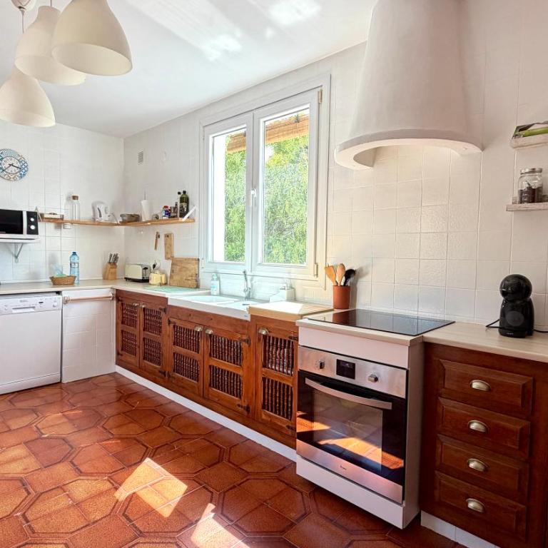 Bohemian villa with pool & mountain view - Villa de 3 dormitorios - 23