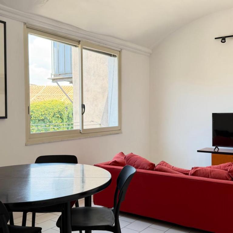 Nerea Rooms - Three-Bedroom Apartment - 4