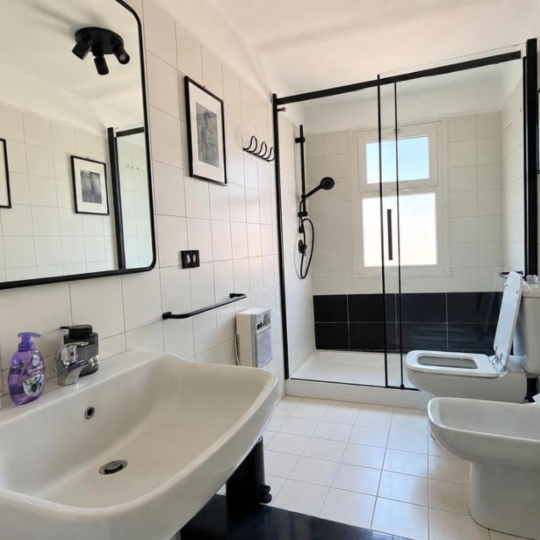 Nerea Rooms - Three-Bedroom Apartment - 6