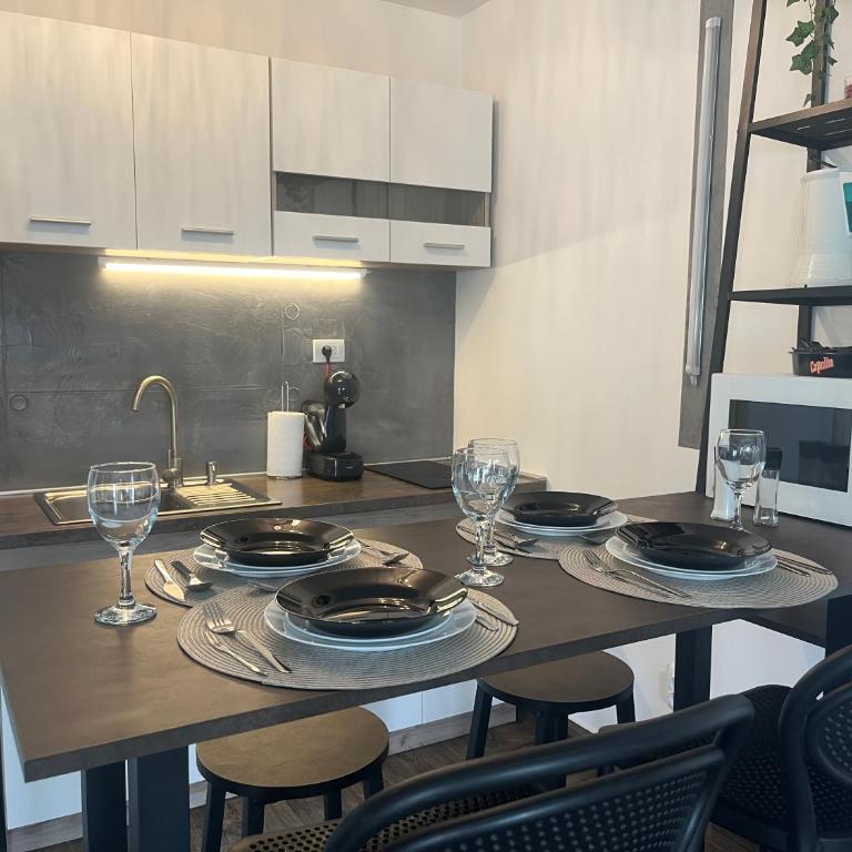 B eleven - Two-Bedroom Apartment - 22