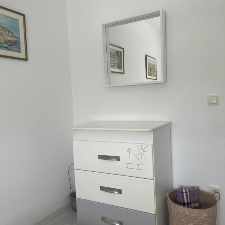 B eleven - Two-Bedroom Apartment - 21