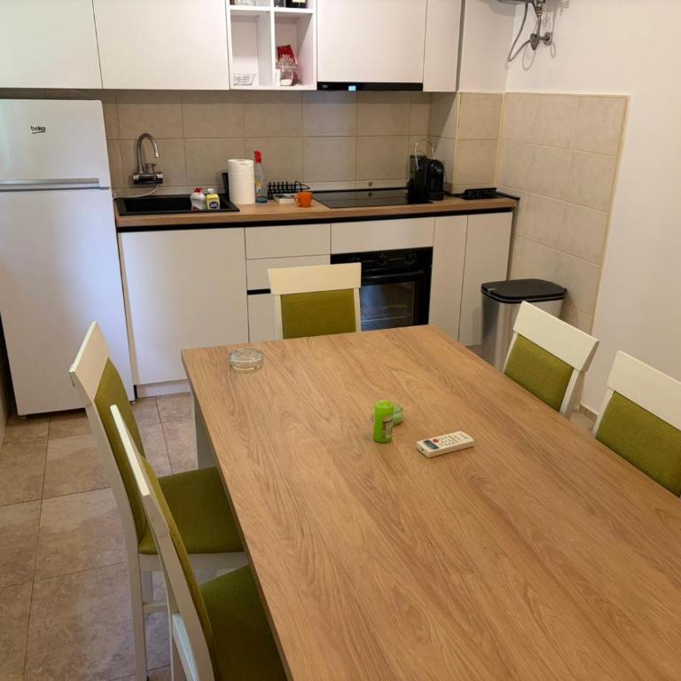 Peak & Pine Kolašin - Kuća sa 2 Spavaće Sobe - 1