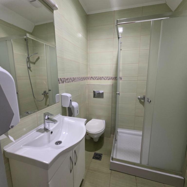 Apartmant Javor - One-Bedroom Apartment - 8