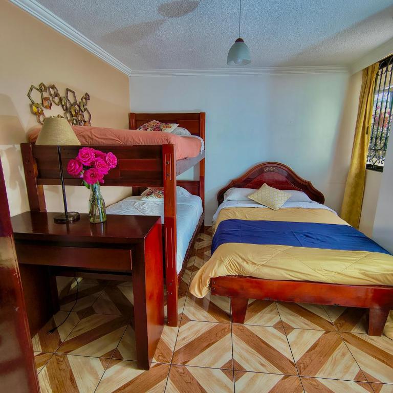 La Rosario Hostal - Habitación Familiar - 5
