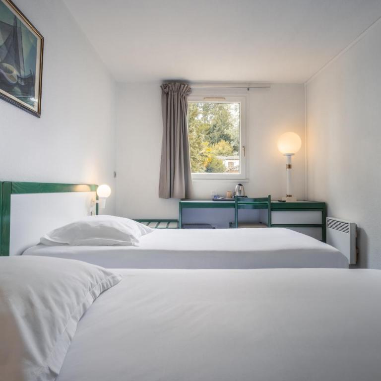 Hôtel Paradis - Chambre Double ou Lits Jumeaux - 20