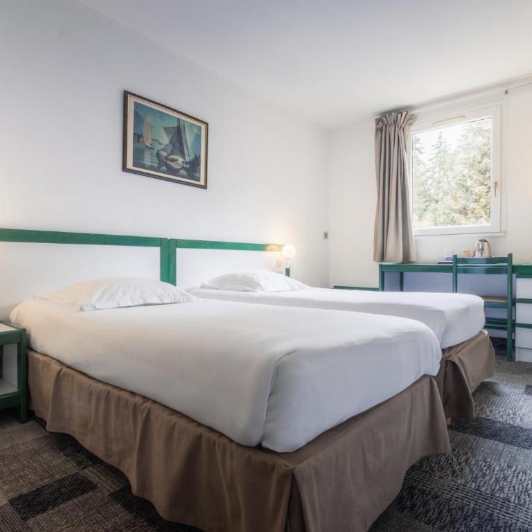 Hôtel Paradis - Chambre Double ou Lits Jumeaux - 19