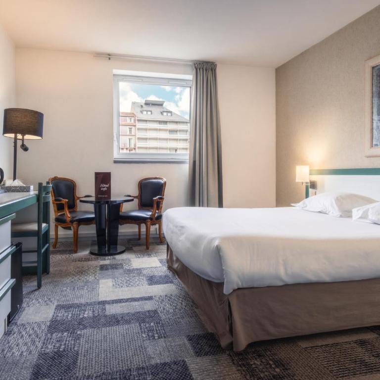 Hôtel Paradis - Chambre Double ou Lits Jumeaux - 25