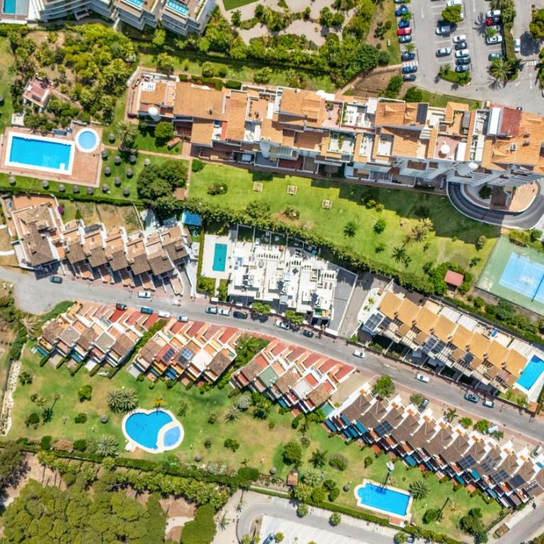 West Beach Estepona Townhouse - Apartment - 4