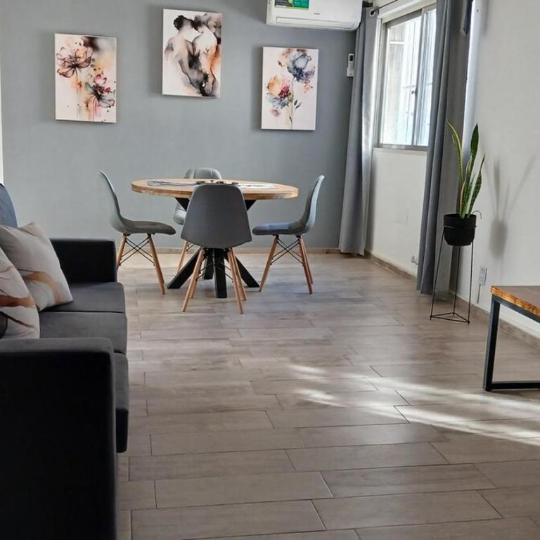Brand New and Quiet Downtown Apt Plaza San Martin - Apartamento de 2 dormitorios - 1