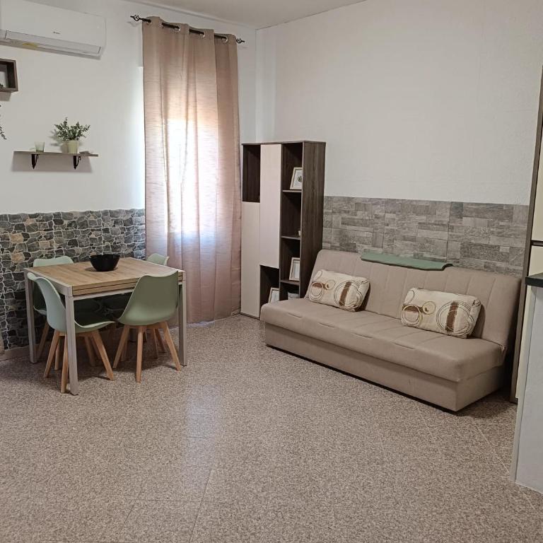 RoSi - Appartamento con 2 Camere da Letto - 1
