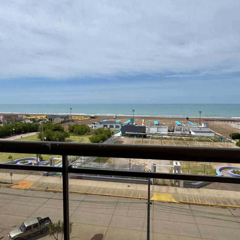 Vista Panorámica al Mar - Departamento para 3 - One-Bedroom Apartment - 1