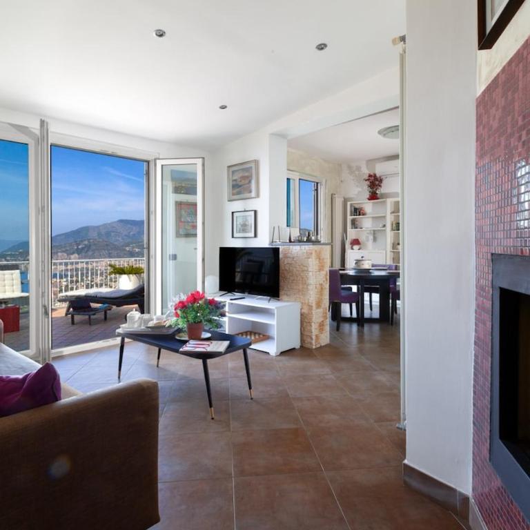Spacious Sorrento Villa with Pool, Jacuzzi & Panoramic Sea View - Villa - 15