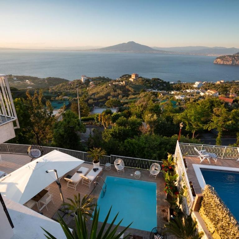 Spacious Sorrento Villa with Pool, Jacuzzi & Panoramic Sea View - Villa - 50