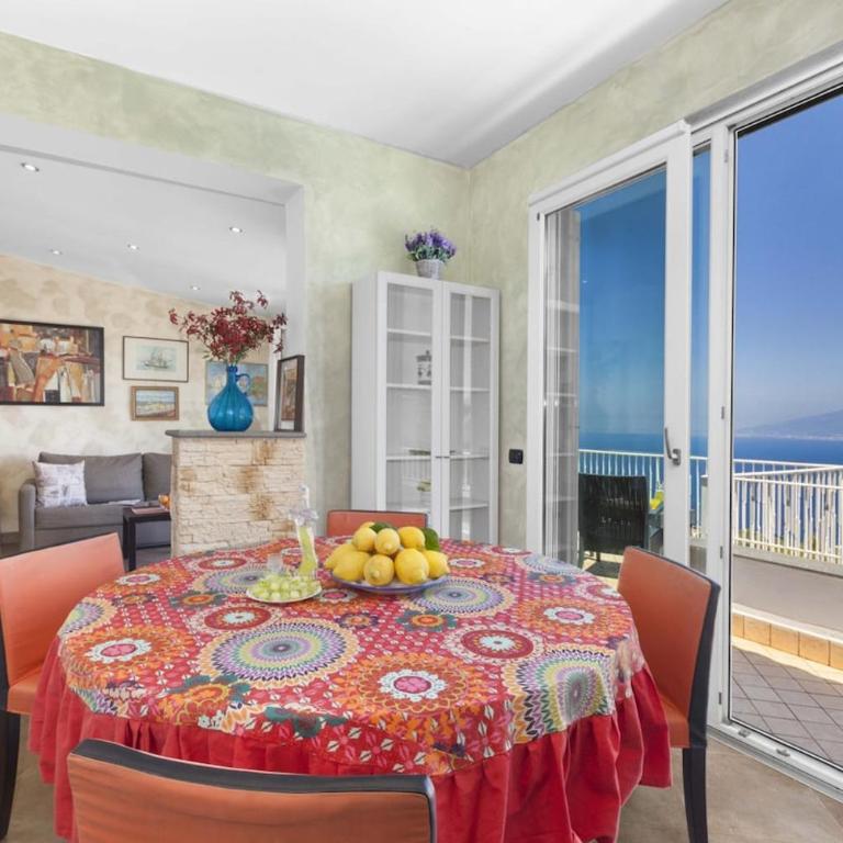Spacious Sorrento Villa with Pool, Jacuzzi & Panoramic Sea View - Villa - 58