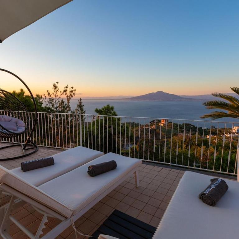 Spacious Sorrento Villa with Pool, Jacuzzi & Panoramic Sea View - Villa - 67