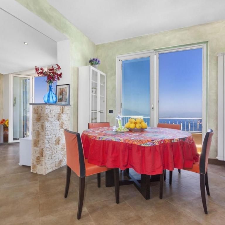 Spacious Sorrento Villa with Pool, Jacuzzi & Panoramic Sea View - Villa - 73