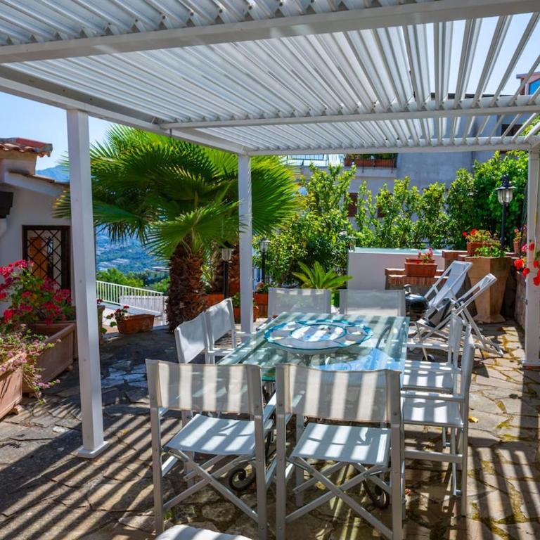 Spacious Sorrento Villa with Pool, Jacuzzi & Panoramic Sea View - Villa - 83