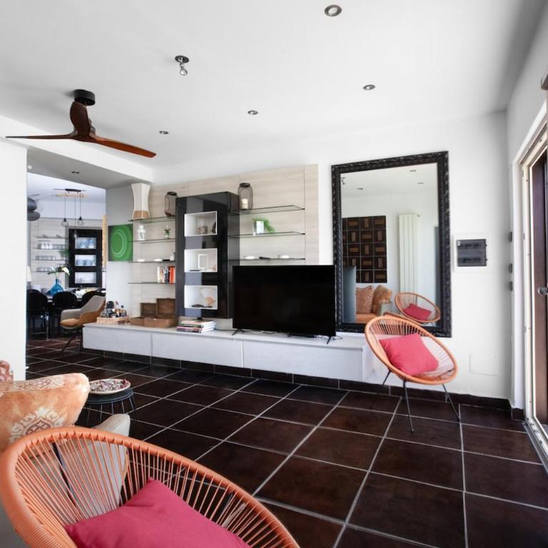 Spacious Sorrento Villa with Pool, Jacuzzi & Panoramic Sea View - Villa - 92