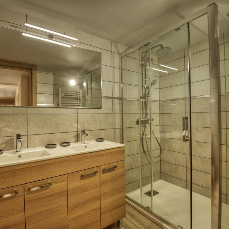 Chalet moderne avec jacuzzi, animaux admis, Morillon - Chalet 3 Chambres - 23