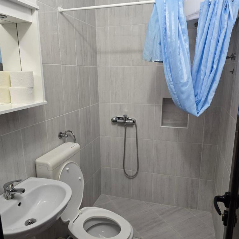 Saraj appartments - Dvokrevetna Soba sa Bračnim Krevetom i Terasom - 5