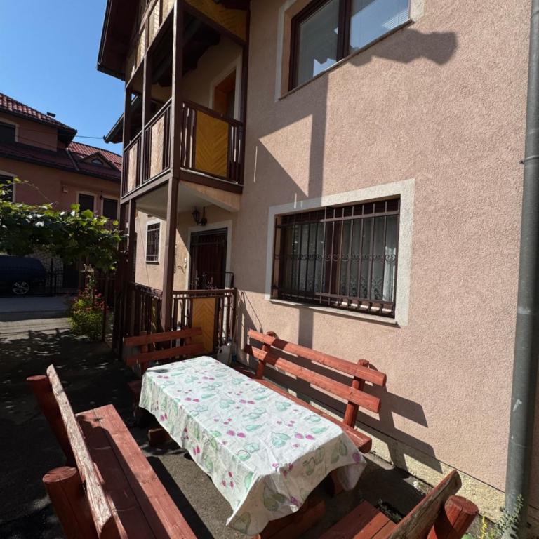 Vila Sarajevo - Kuća sa 4 Spavaće Sobe - 8
