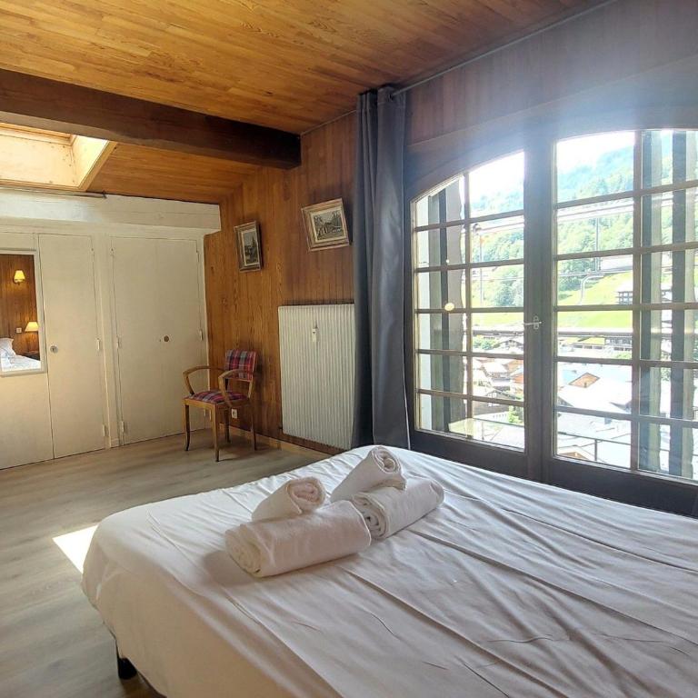 Penthouse rénové pour 6 avec balcon et cheminée - FR-1-598-171 - Apartment - 11