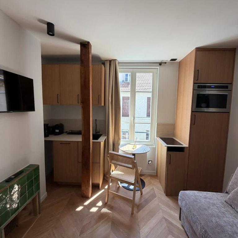 Elegant Studio Marais Place des Vosges - Appartement - 3