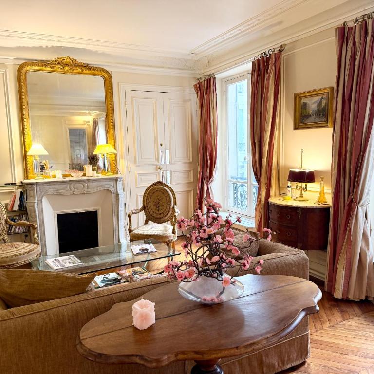 Elegant Haussmann-style apartment Avenue Kléber - Apartamento de 1 dormitorio - 22