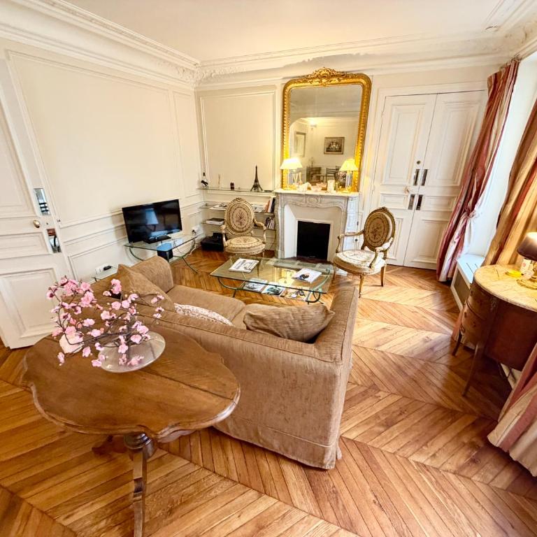 Elegant Haussmann-style apartment Avenue Kléber - Apartamento de 1 dormitorio - 50
