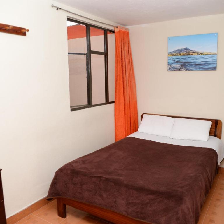 Hotel Yopal - Double Room with Private Bathroom - 2