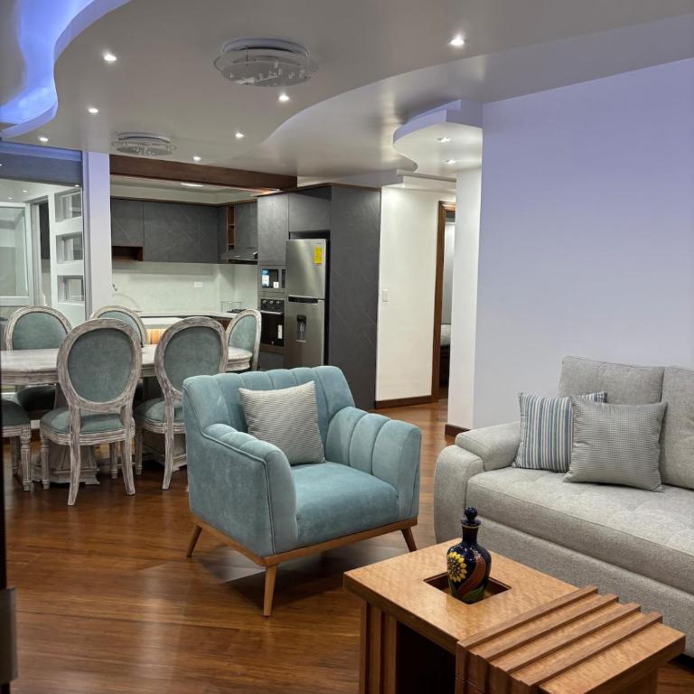 Departamento de lujo 3 dormitorios y parqueadero - Apartamento de 3 dormitorios Premium - 1