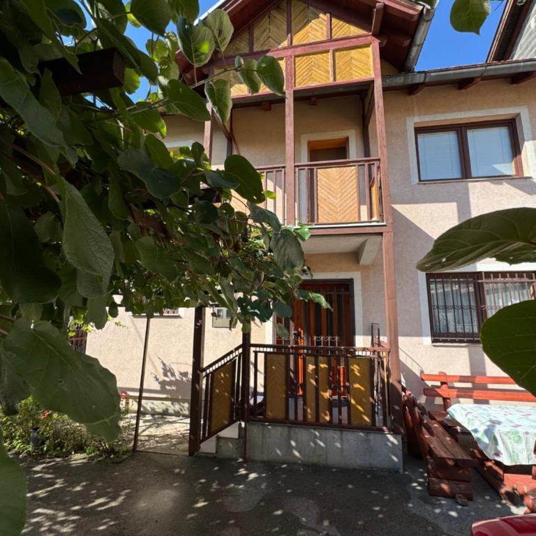 Vila Sarajevo - Kuća sa 4 Spavaće Sobe - 3
