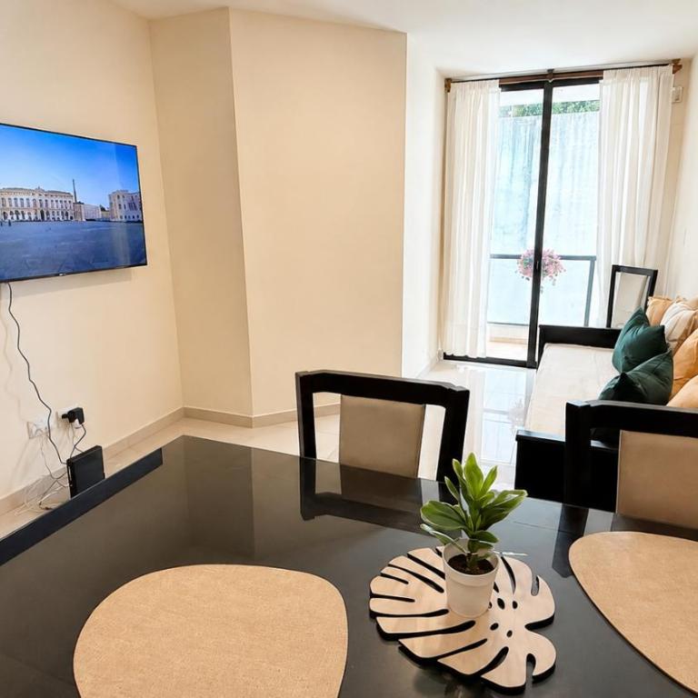 ALOJATE Departamento Moderno y Céntrico CON COCHERA privada - One-Bedroom Apartment - 4