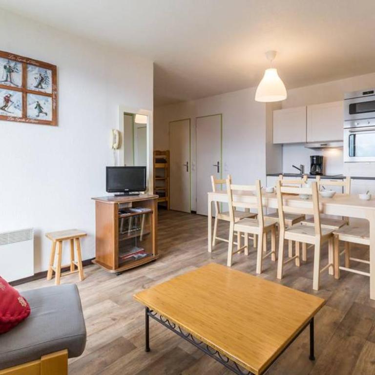 Appartement rénové 2 pièces, proche pistes, balcon sud - Appartement 1 Chambre - 13