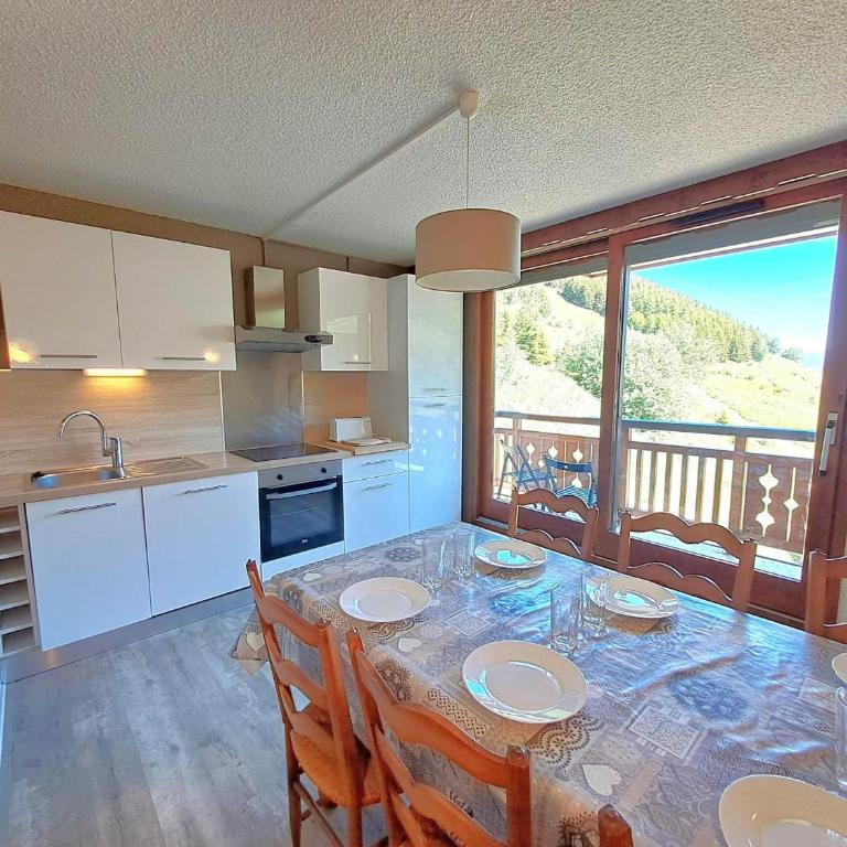 Duplex moderne aux Deux Alpes avec vue montagnes et balcon, parking inclus - Apartamento de 3 dormitorios - 1