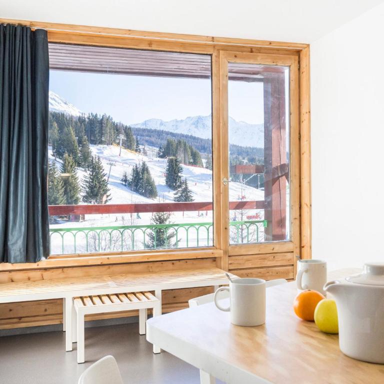 Ski aux pieds, appart 3p rénové, balcons - FR-1-346-331 - Appartement - 12
