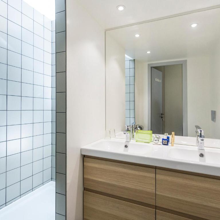 Ski aux pieds, appart 3p rénové, balcons - FR-1-346-331 - Appartement - 15