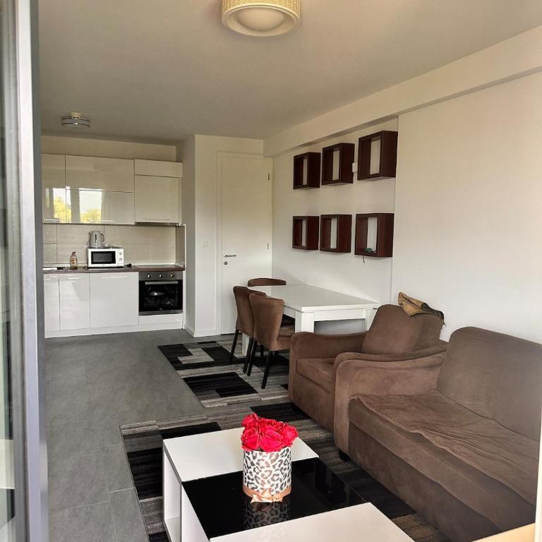 Qamar-Panamera Residence Ilidža - Apartman sa 2 Spavaće Sobe - 1